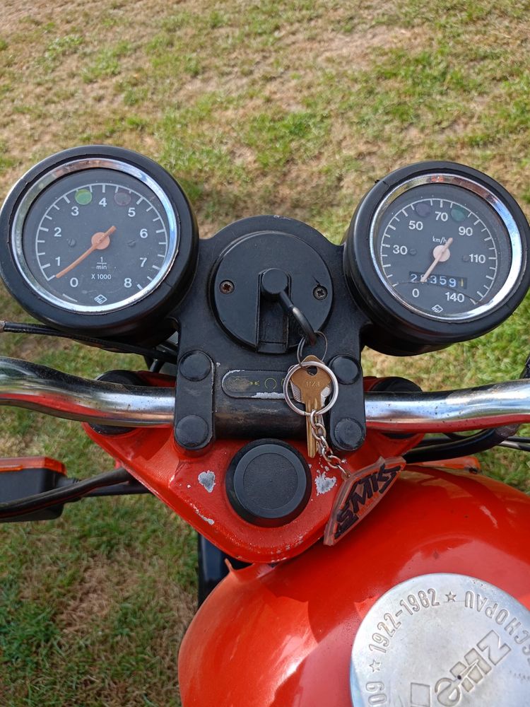 Motocykl Mz etz 151 z roku 1990