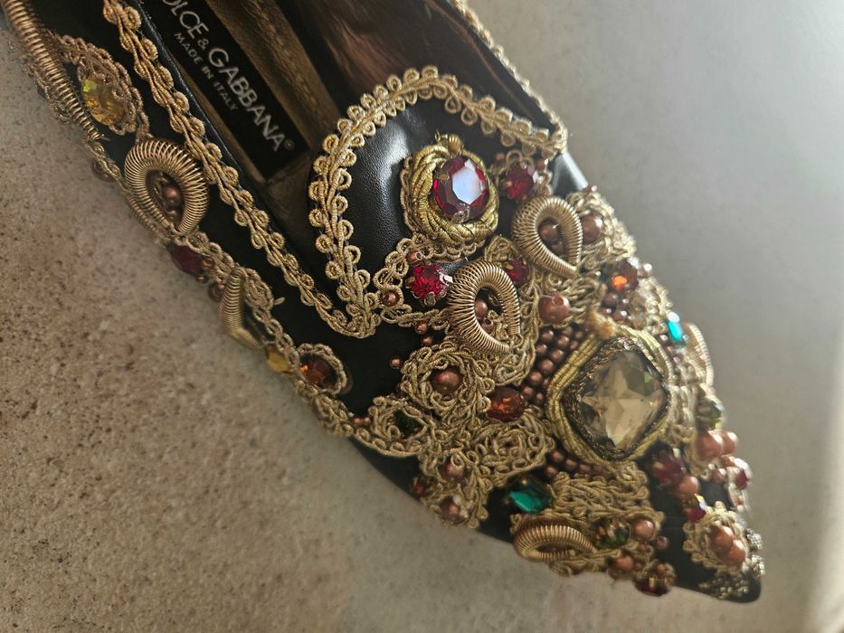 Buty D&G mocno zdobione z kryształkami