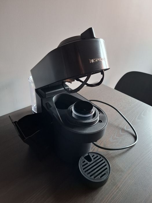 Máquina de Café Nespresso Vertuo Pop - Nova, com manuais e sem uso