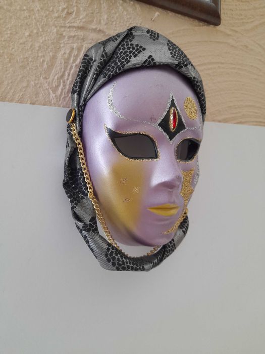 Ozdobna maska wenecka