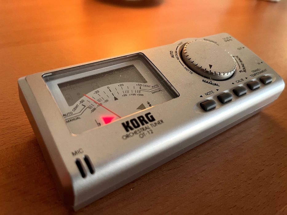 Afinador Korg (Orchestral Tuner) Ot-12 | Bom Estado.