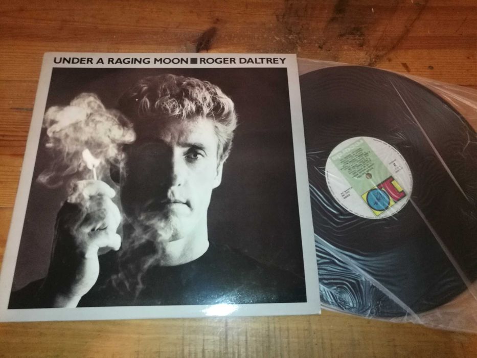ROGER DALTREY - Under a Raging Moon LP