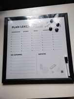 NOWA tablica magnetyczna, plan lekcji i notatki.