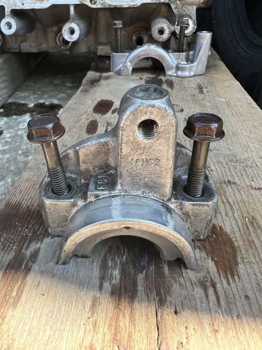 Бугеля з болтами Mazda 6 2012-2019рік Gj 2.5 SkyActive