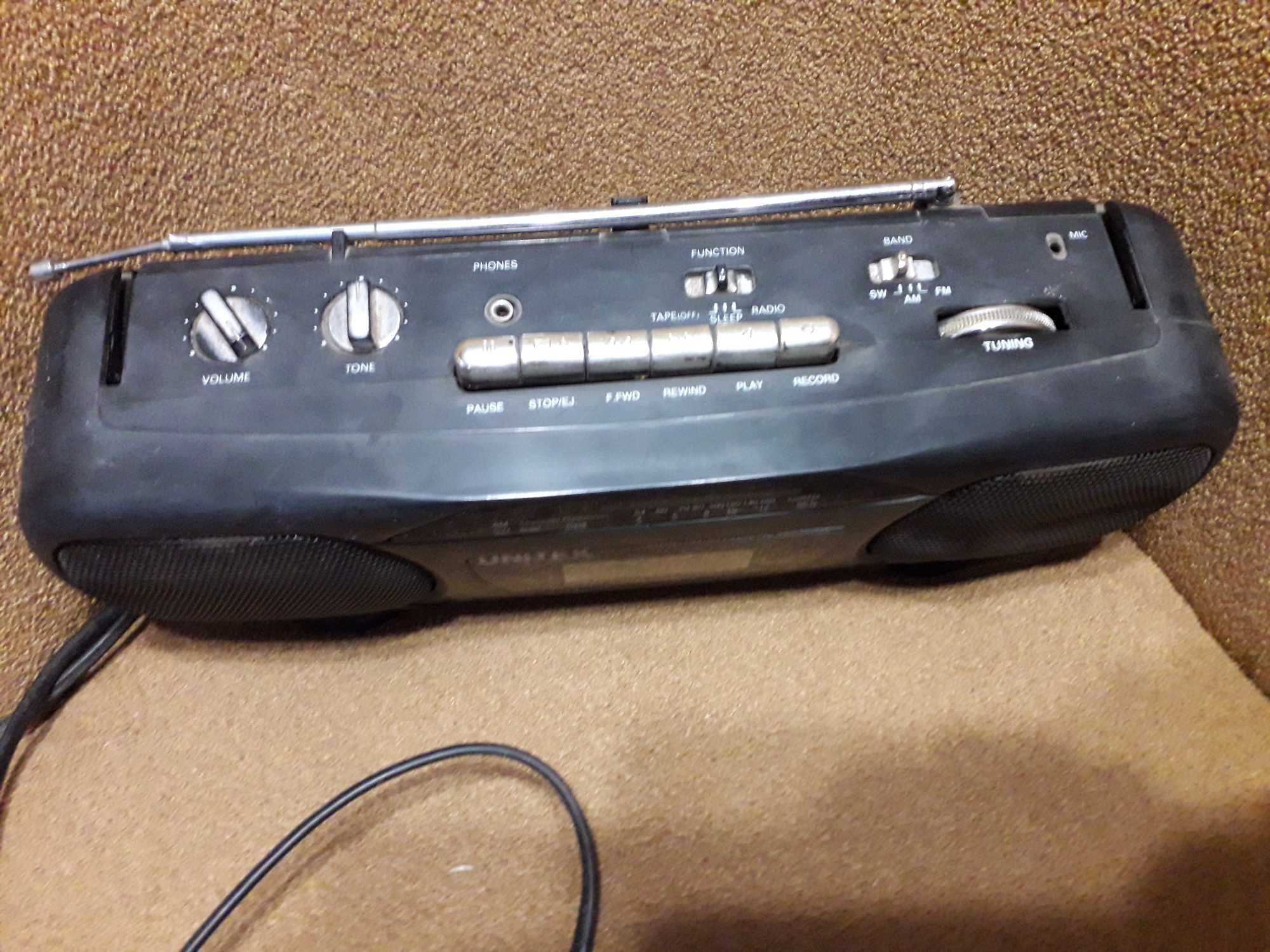 Unitek F22, radiomagnetofon, zakres fal AM, SM, SW