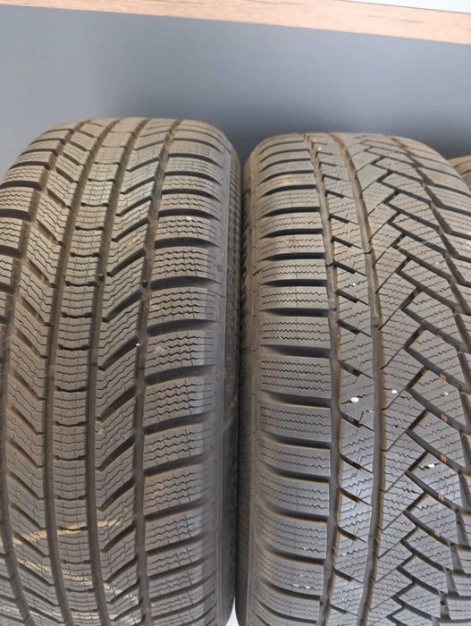 Koła Alu Felga  zima  Ford S-max   Kuga - Opony Continental 235/50R18