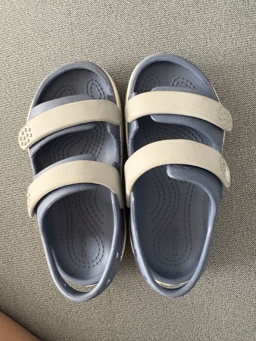 Crocs c 10 sandały