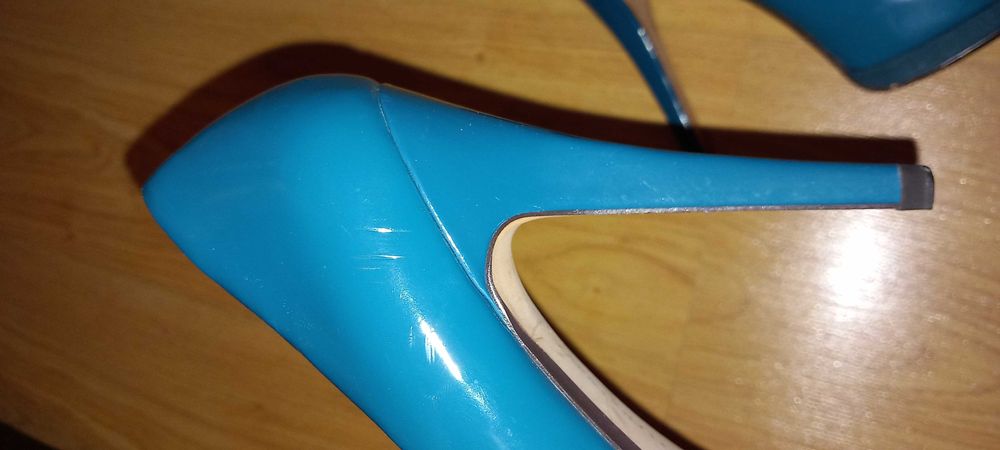 Sapatos de salto alto Zara