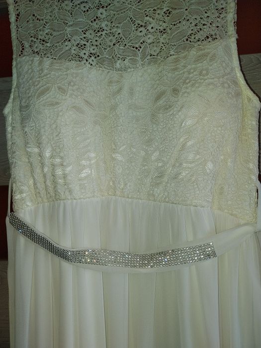 Suknia ślubna wieczorowa keremowobiała