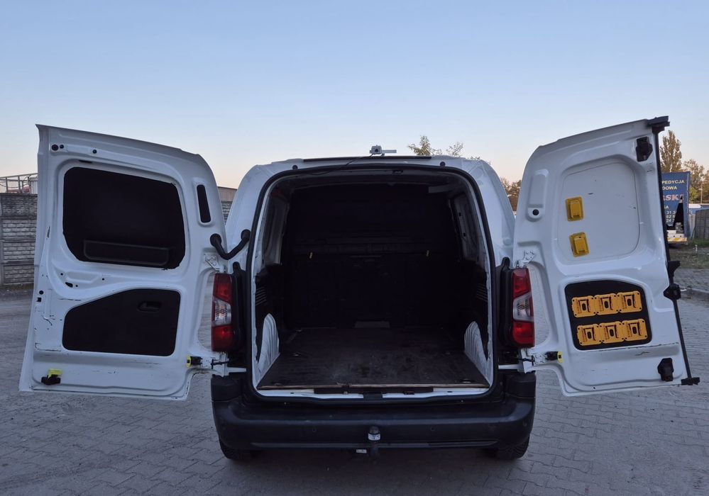 Peugeot Partner 1.5Hdi Klima Navi Kamera 3osobowy Serwisowany 2019 Rok