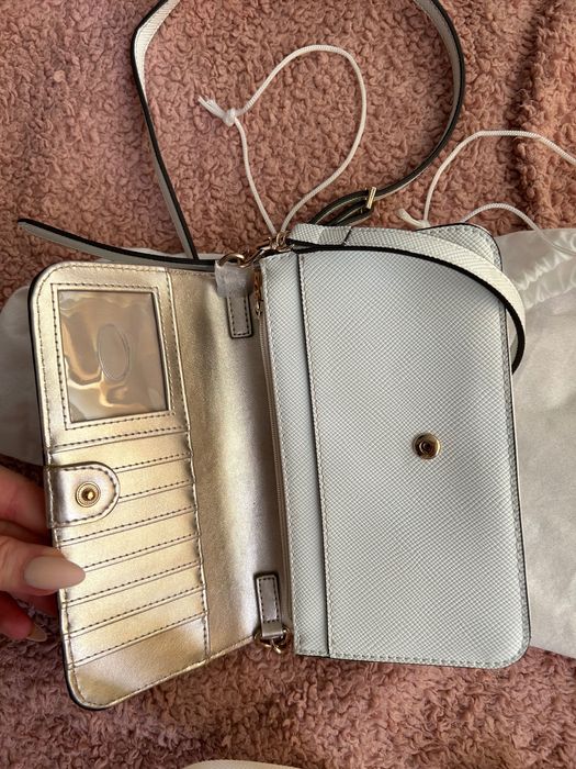 Carteira/bolsa guess branca