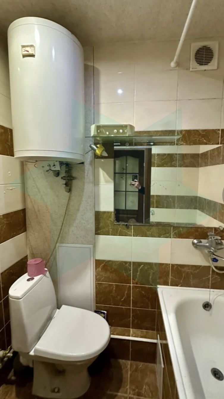 Продам 1 к квартиру жм Тополь 2