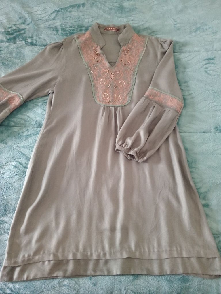Vestido verde tropa