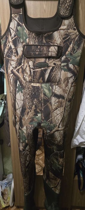 Забродный комбинезон,  фирма DIRT BOOT,  верх 90% неопрен 10% полуест