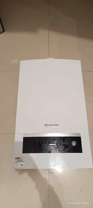 Kocioł gazowy Buderus Logamax Plus GB012-25K V2, uszkodzony na części