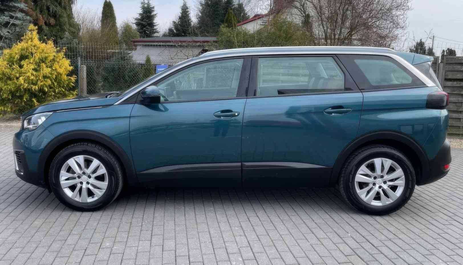 Peugeot 5008 PureTech