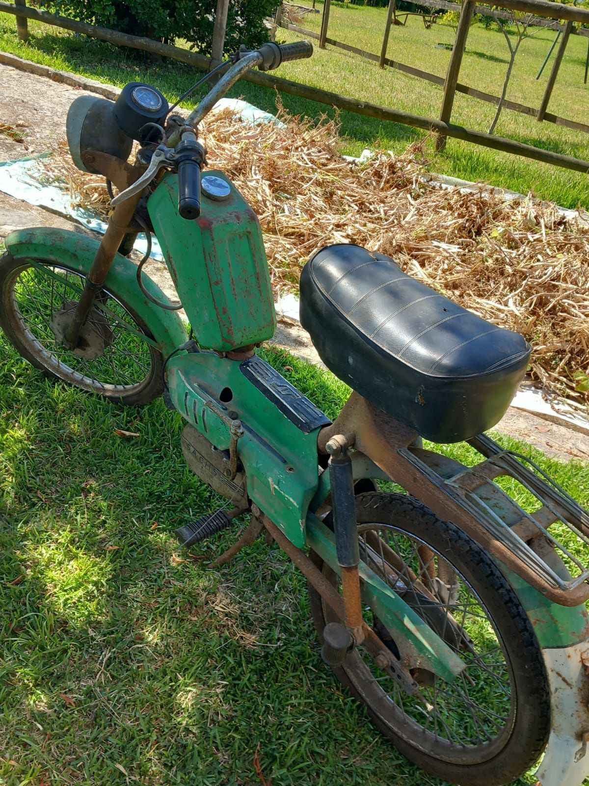 Vendo motorizada
