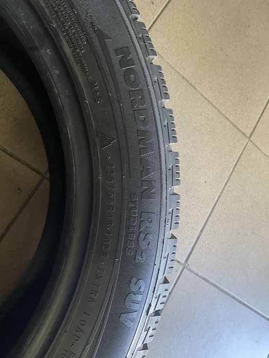 Продам резину зимню 225/55/18