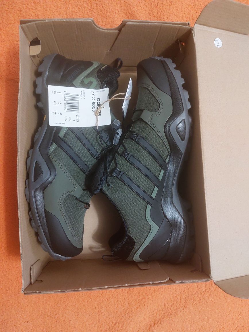 Красовки Adidas TERRX 42р
Кроссовки Adidas Terrex Swift R2 Gore-Tex CM