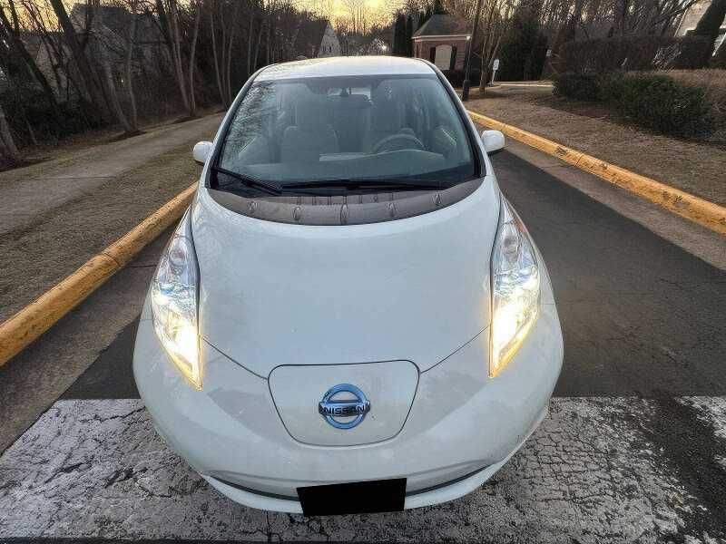 2012 Nissan LEAF SL