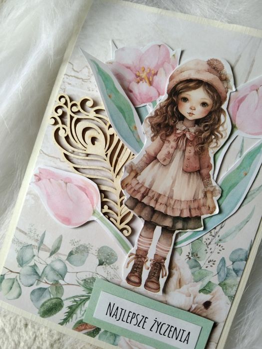 Kartka okolicznościowa. Dziewczynka i tulipany.