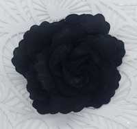 Czarna filcowa róża różyczka kwiat Kwiatek kwiatuszek duża broszka