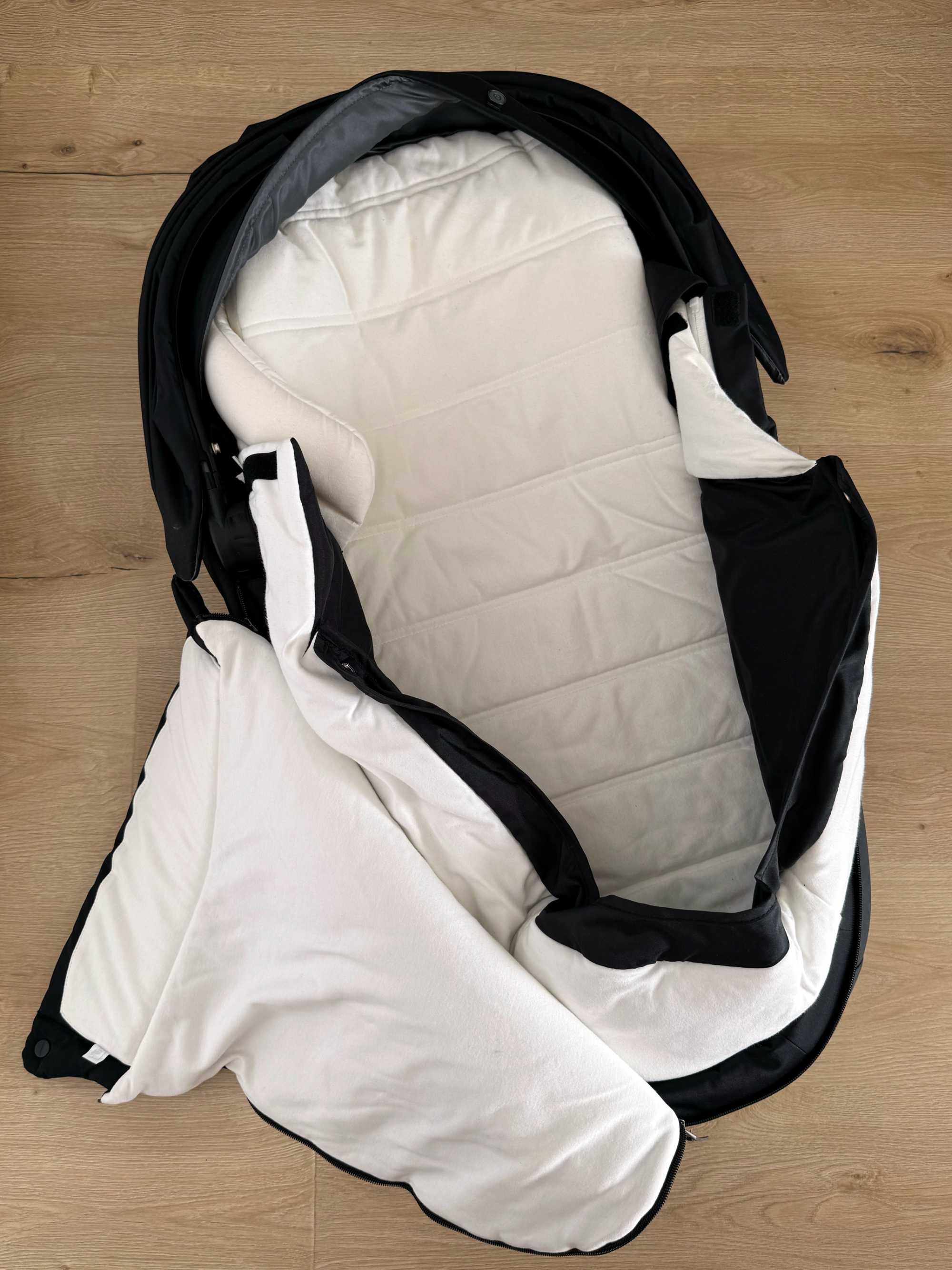 Wózek Cybex Priam 4.0 – gondola + spacerówka (2 w 1)