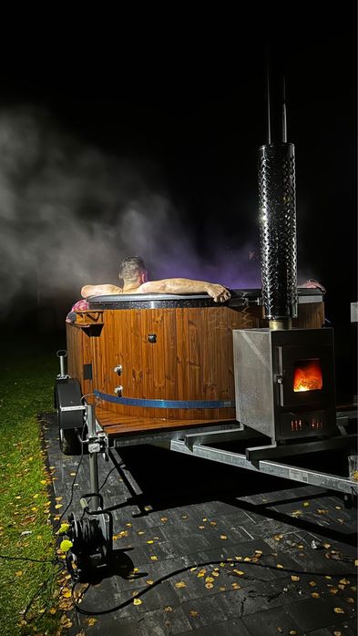 Balia mobilna/ ogrodowa/ jacuzzi na kołach/ bania/ mobilne spa
