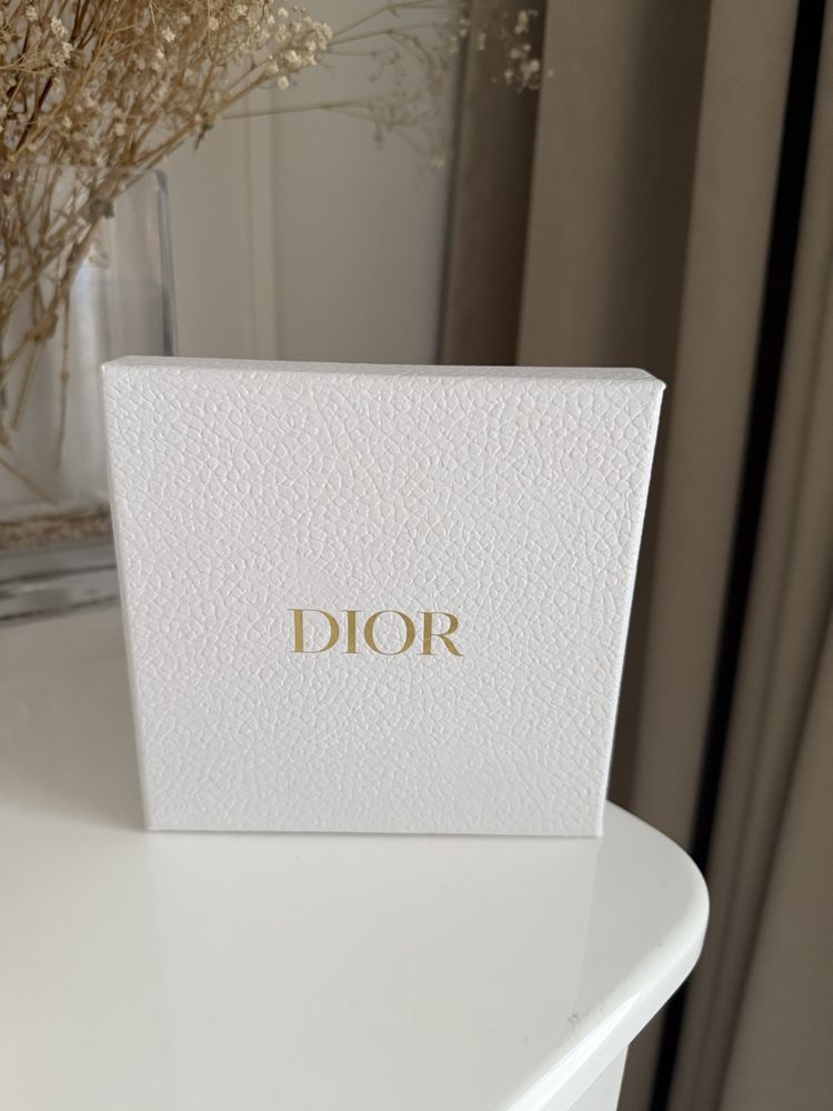 Pudelko, torba i charms na prezent Dior