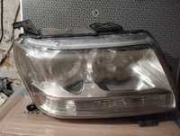 Suzuki Grand Vitara lampy przednie.