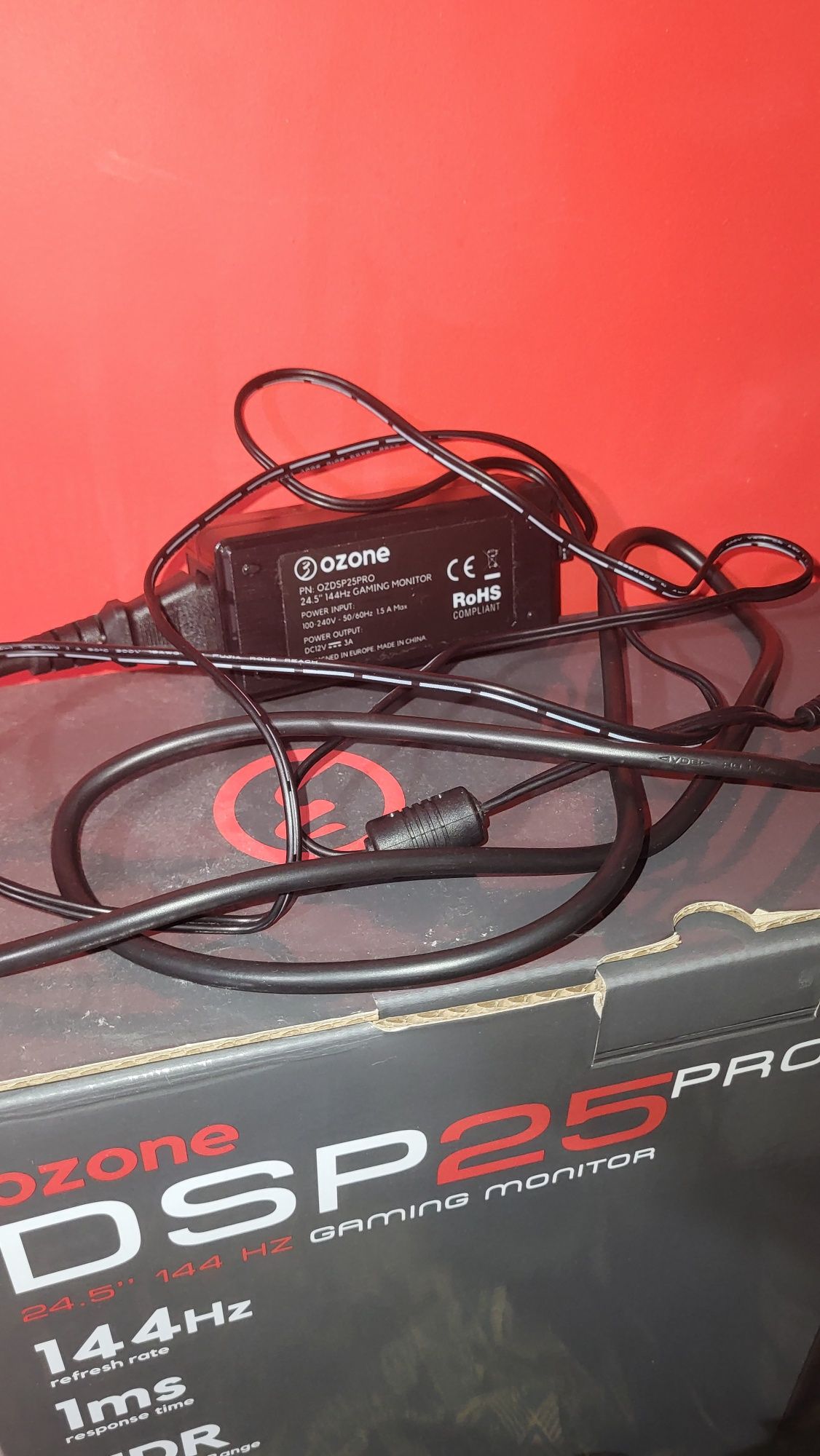 Cabo de alimentação Monitor Ozone Pro 24.5
