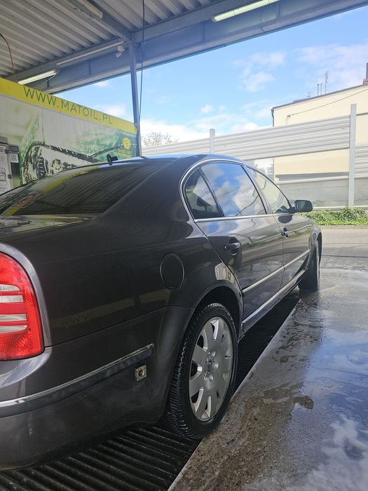 Skoda superb 2004  2.8  LPG do 2030r