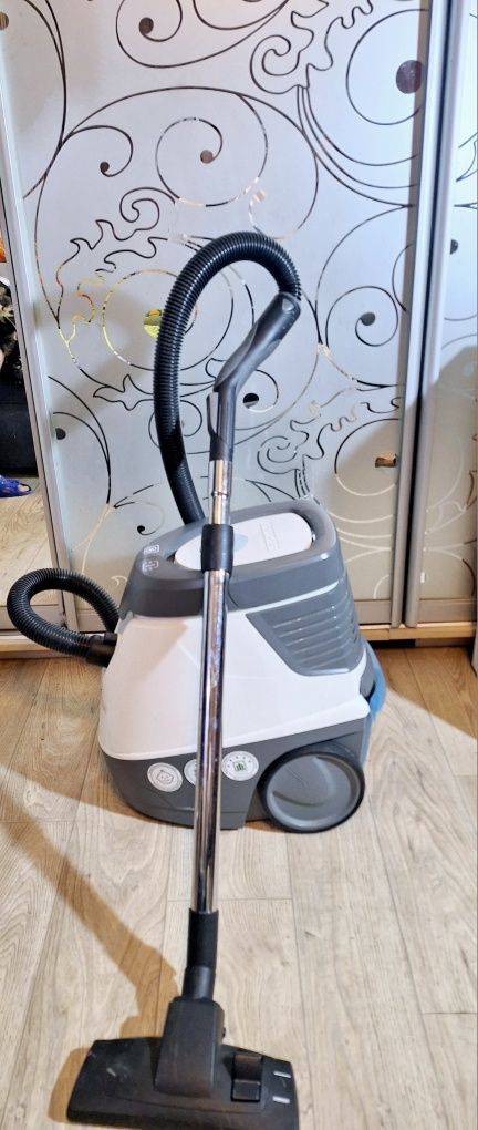 Пилосос без мішка KARCHER DS 5600 turbo Mediclean