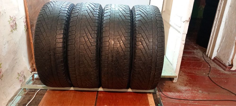 225/70.R16 комплект continental
