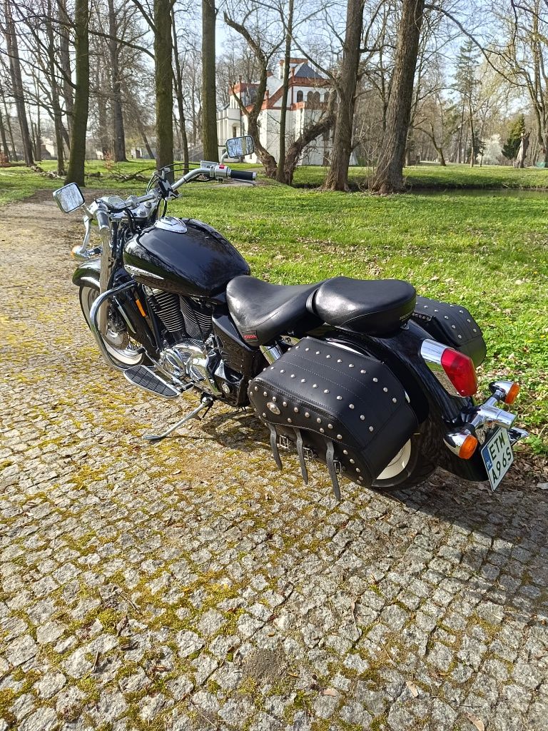 Honda Shadow 1100 Aero