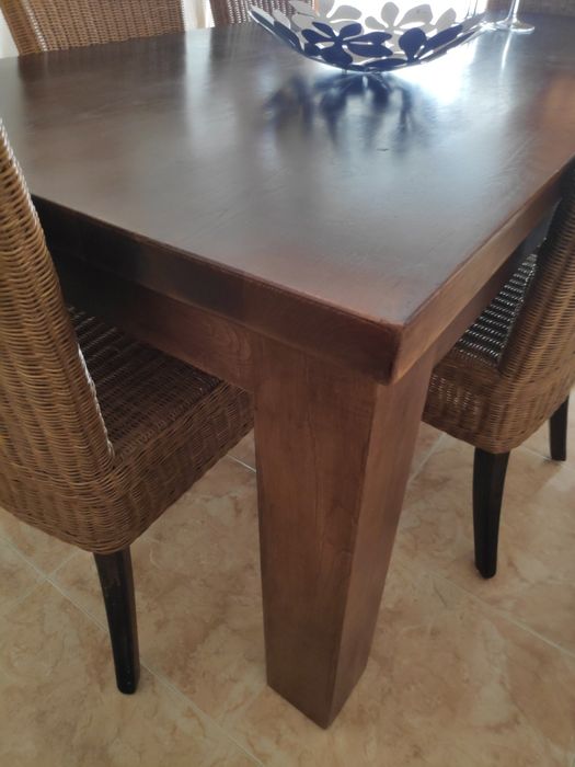 Conjunto mesa + 6 cadeiras