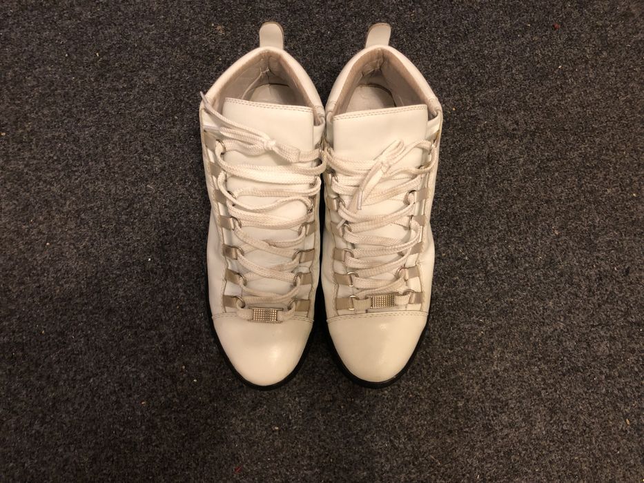 balenciaga arena арена баленсиага