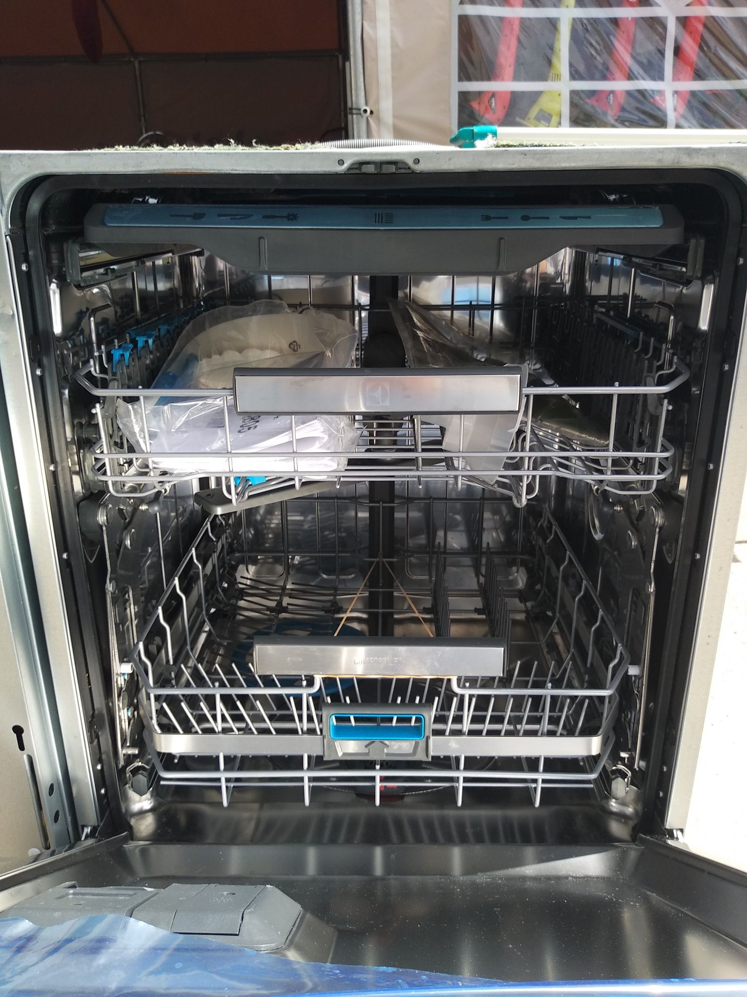 OUTLET Janki ul Wspólna 6 Zmywarka ELECTROLUX KECB7310L ComfortLift