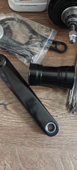 втулка Shimano Alfine 11 шатуни Gates Carbon Drive, спиці Sapim