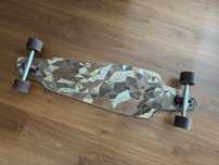 Skate Longboard bom estado