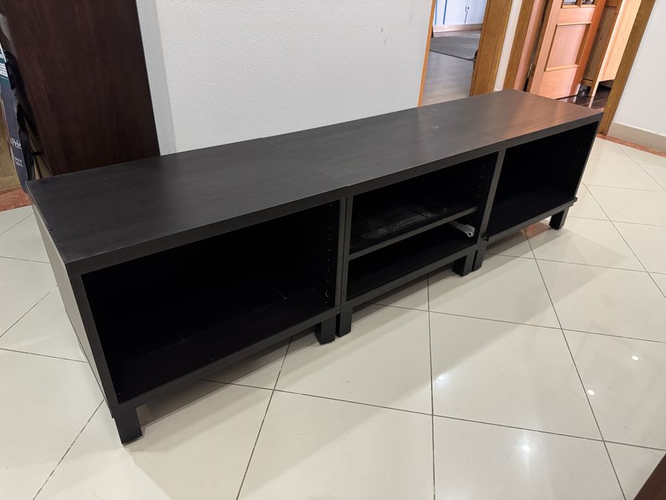 Movel TV em bom estado