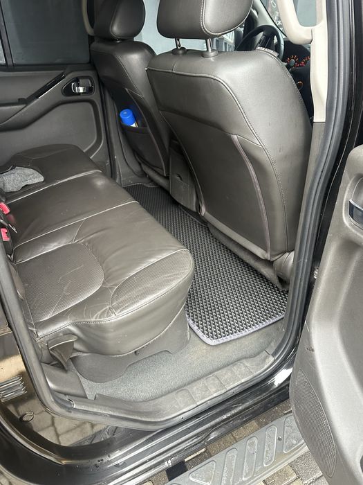 Продам Нісан Навара