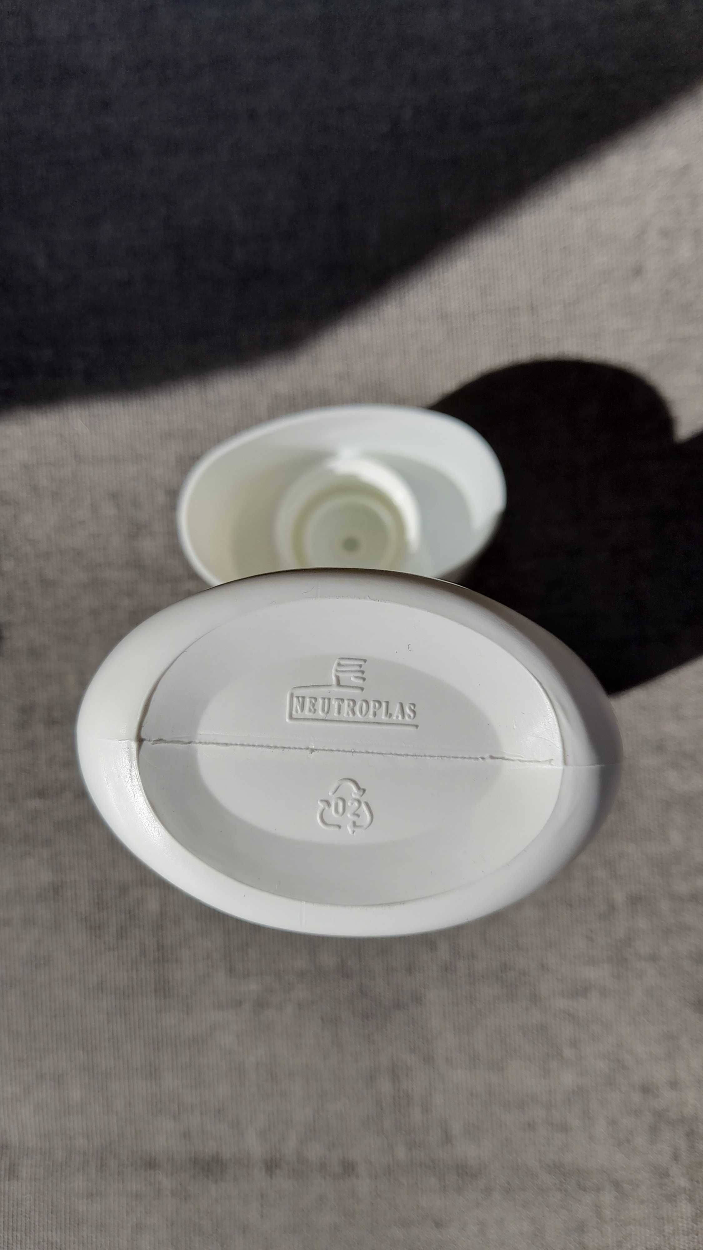 Frascos em Plástico para líquido, creme ou gel.