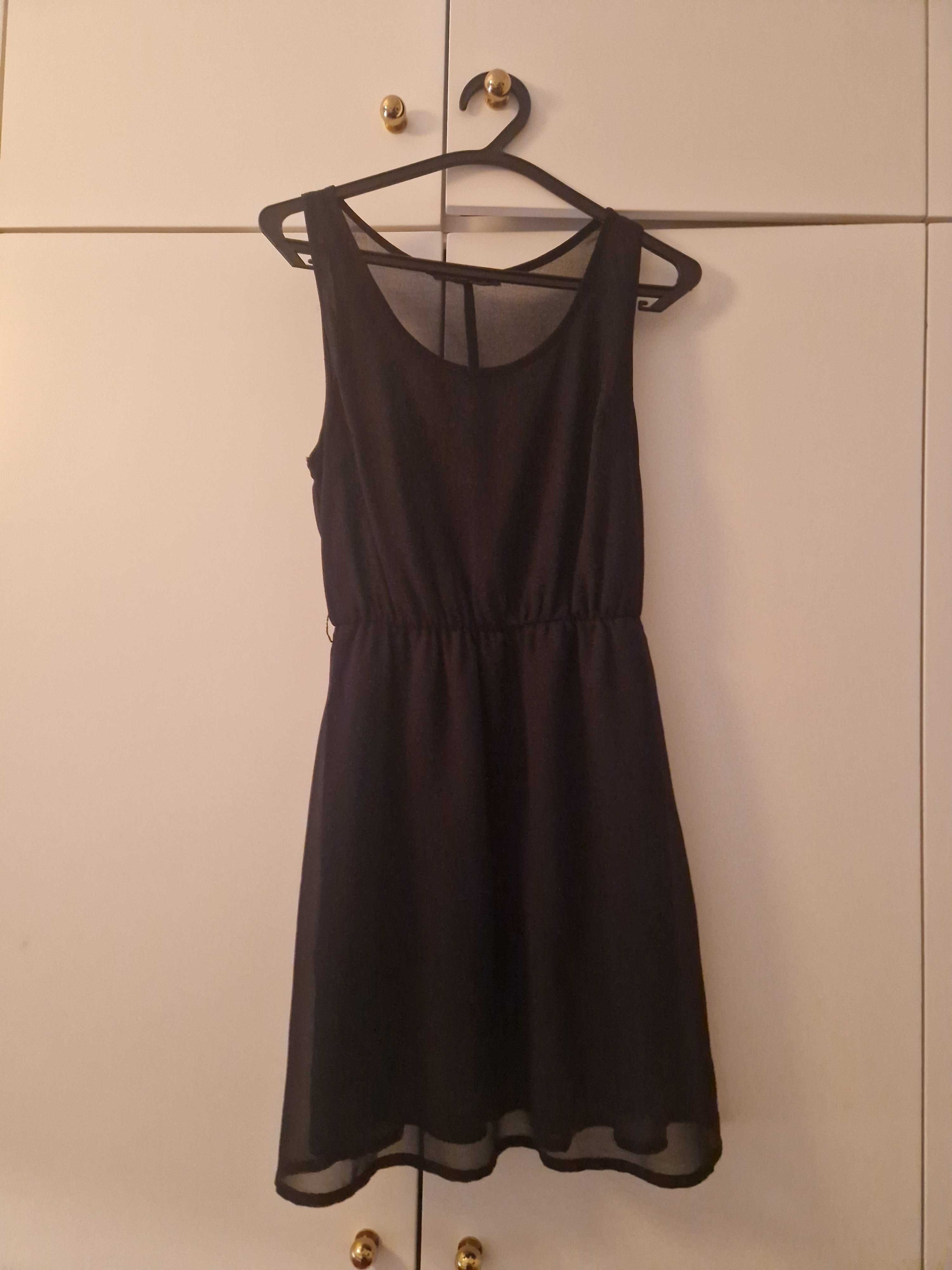 Vestido curto preto