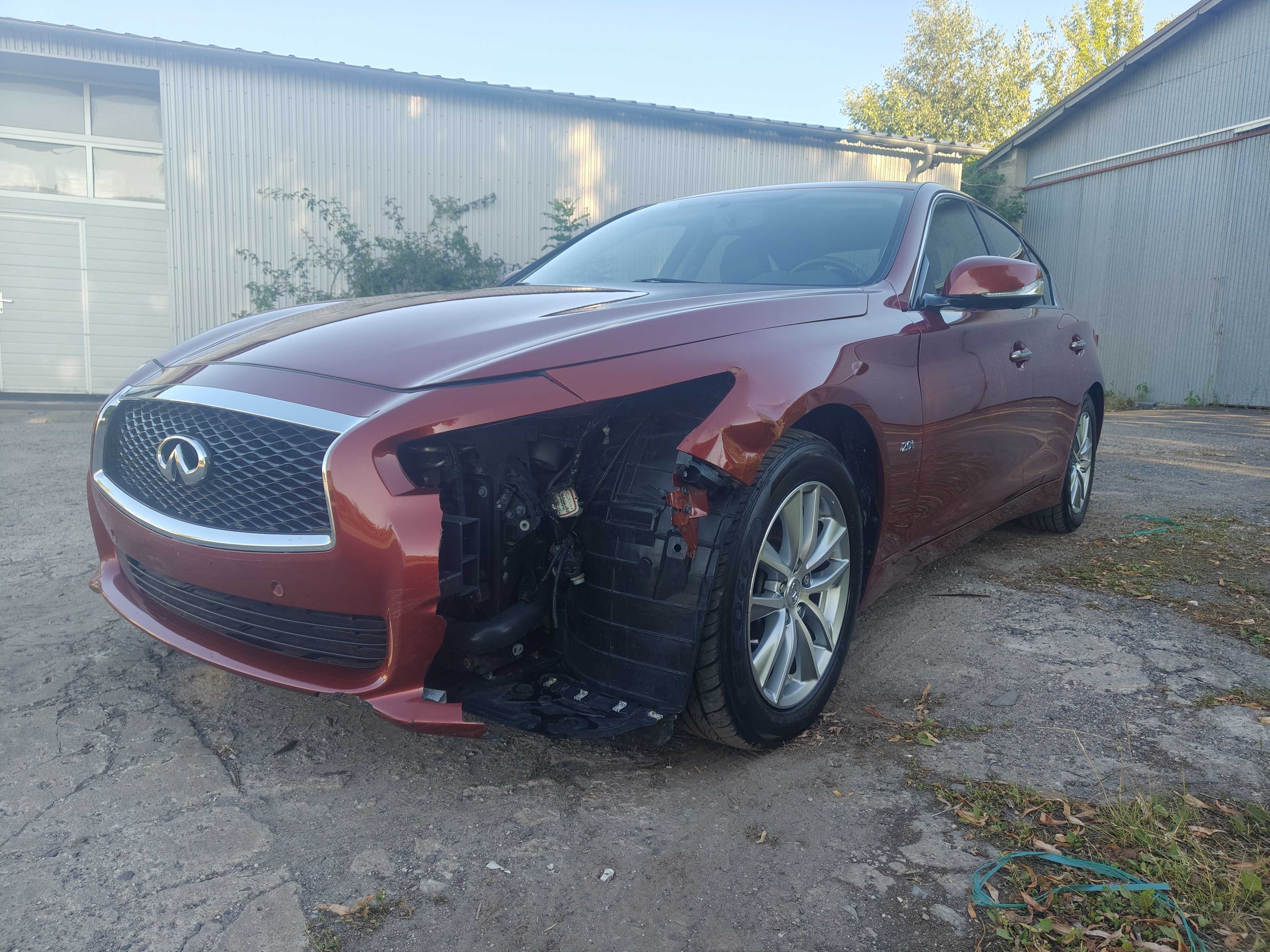 Infiniti Q50 2.0 61 tys.km max wyposażenie AWD