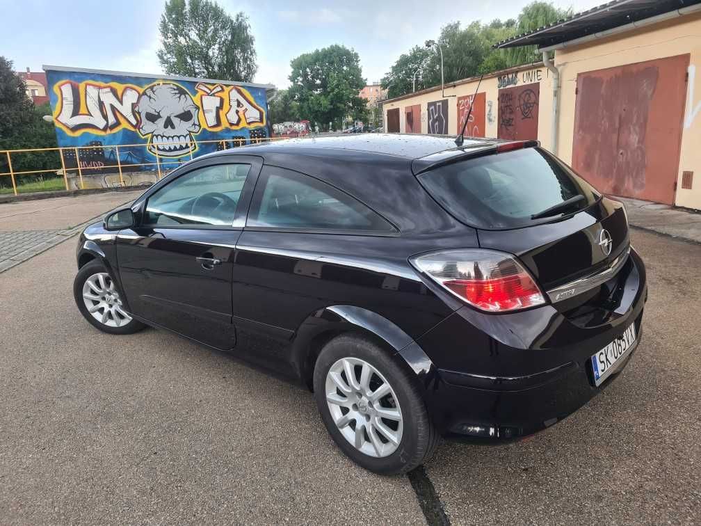 Opel Astra GTC - bardzo dobry stan - 174.000 km