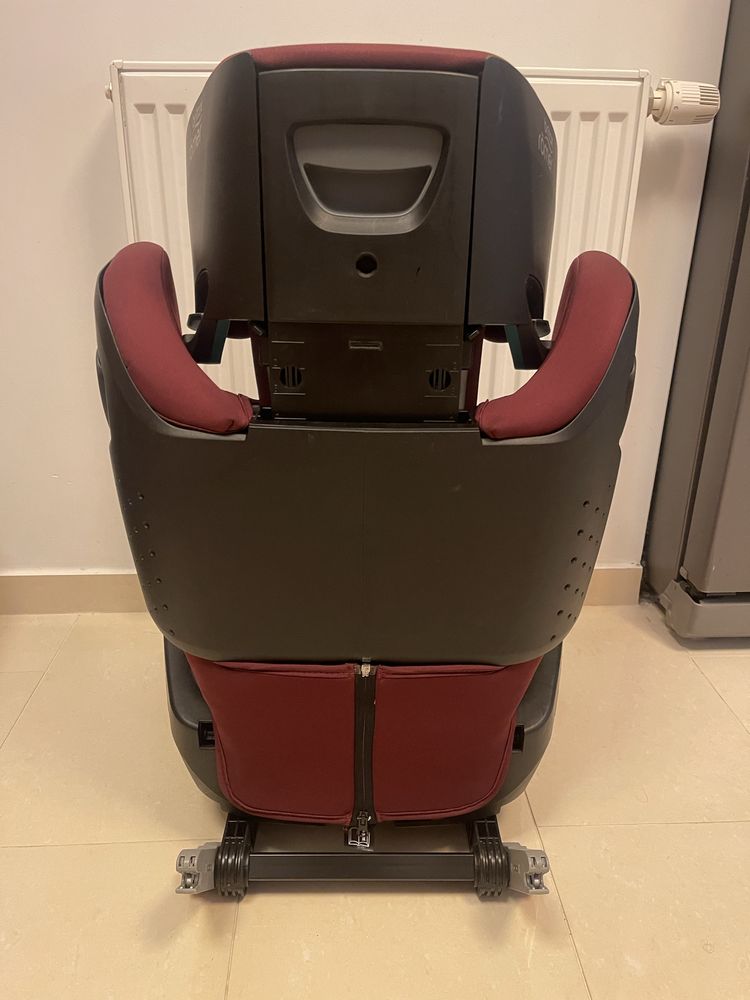 Fotelik Britax Kidfix M i-size, Isofix, 15-36kg MATA GRATIS