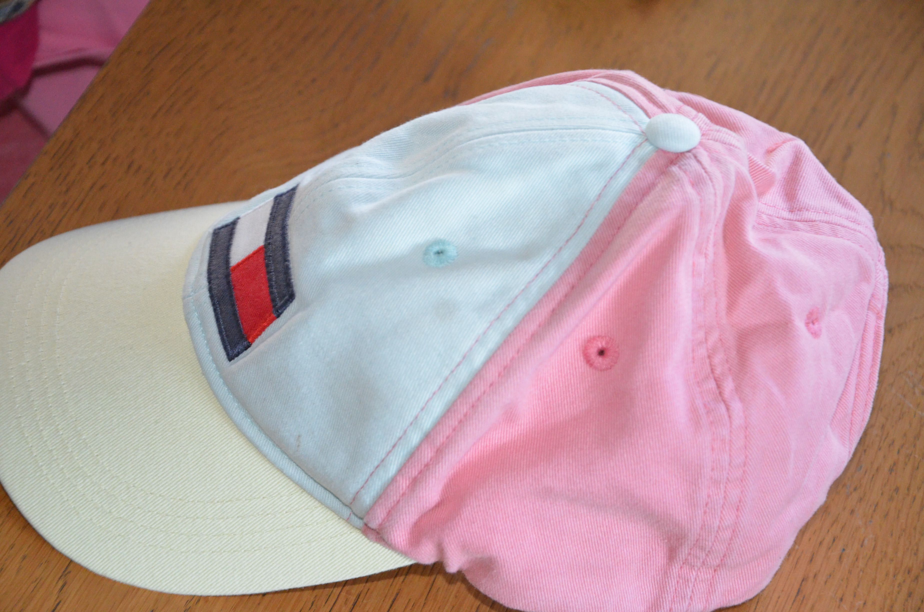 wielokolorowa Tommy Hilfiger czapka z daszkiem r. XL