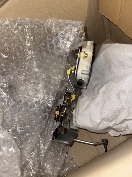 Fechadura traseira Suzuki Vitara *NOVA*