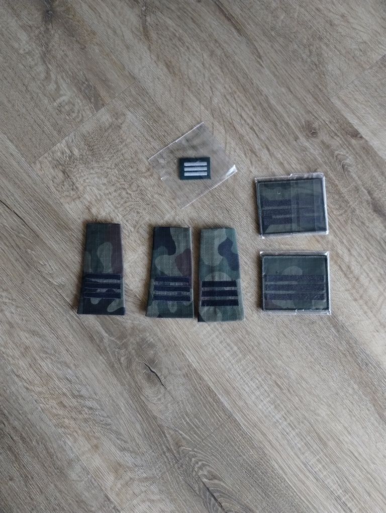 Mundur polowy zimowy, stopnie wojskowe st. kpr, bielizna .